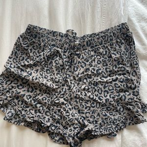 American Eagle cheetah print shorts